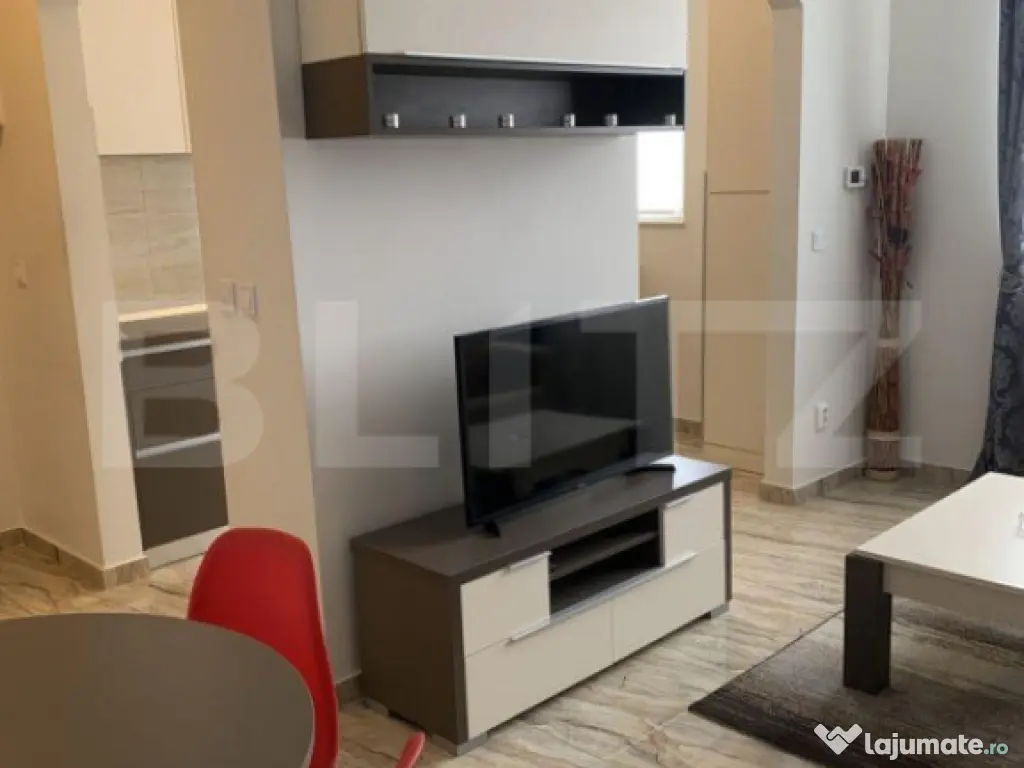 Garsoniera de de inchiriat, 40 mp utili, zona centrala 