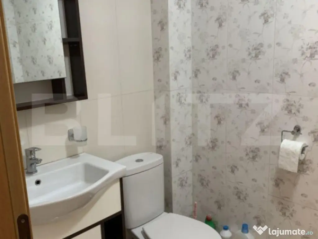 Garsoniera de de inchiriat, 40 mp utili, zona centrala 