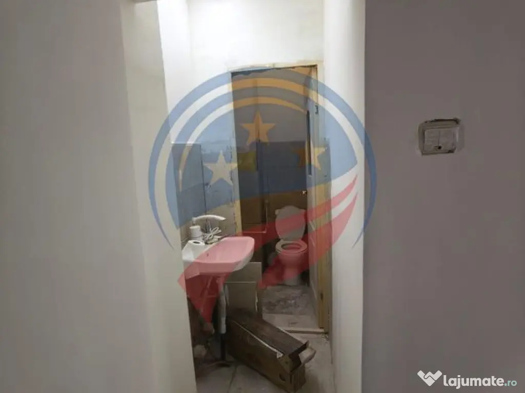 Garsonieră autorizată pentru spațiu comercial de vânzare 