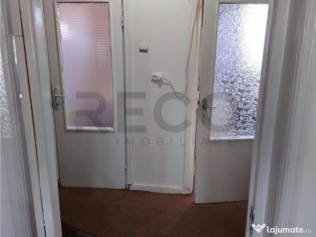 RECO Apartament cu o camera decomandat, Velenta 