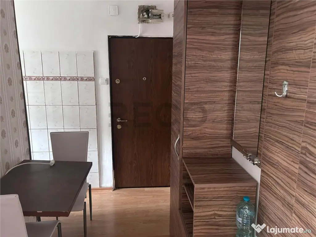 RECO Apartament 2 camere zona Nufarul etaj 3 