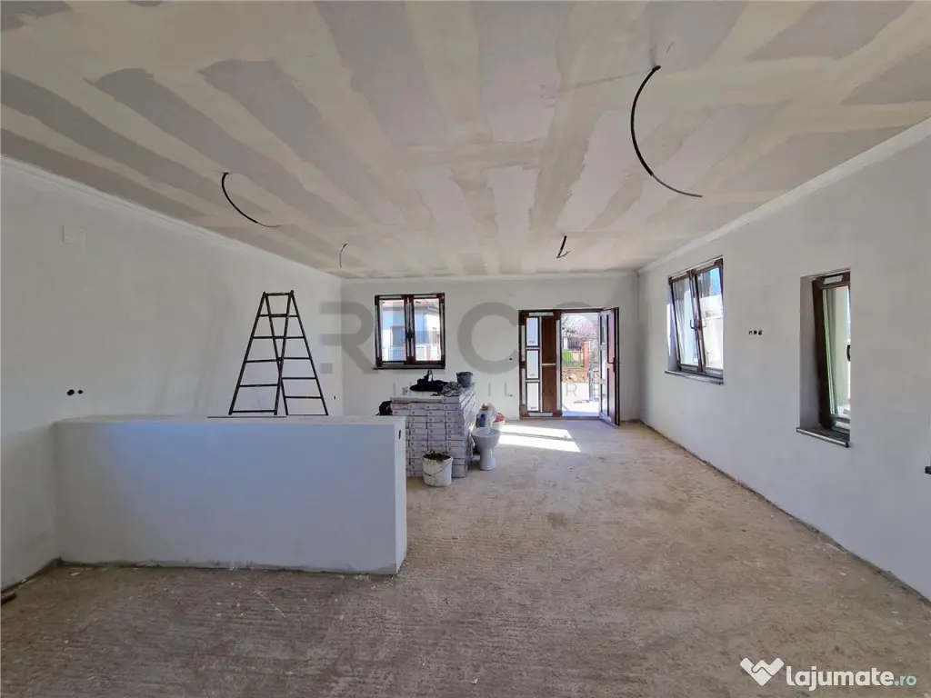 Casa noua cu toate utilitatile in Bors 