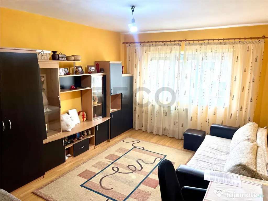 RECO Apartament 1 cam Piata Rogerius 