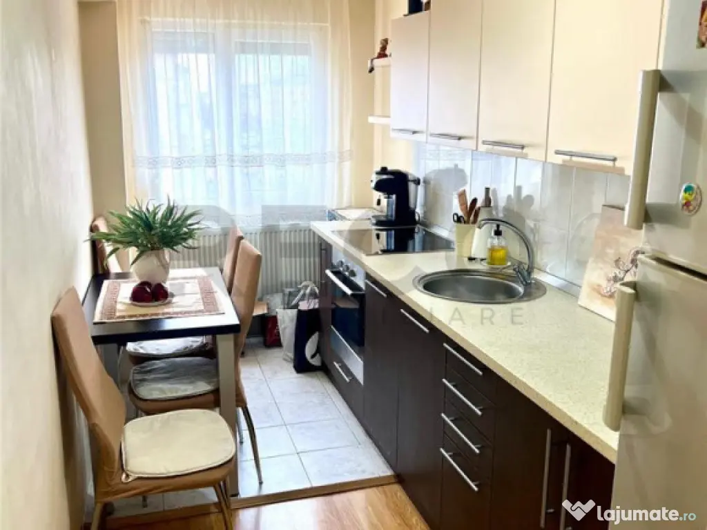 RECO Apartament 1 cam Piata Rogerius 