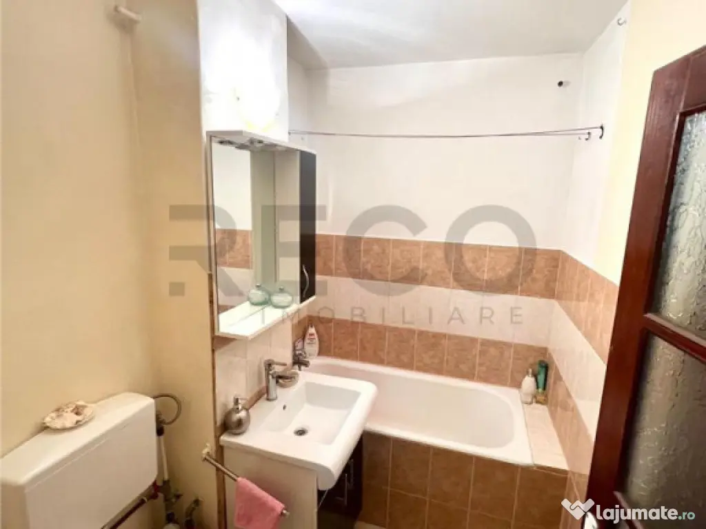 RECO Apartament 1 cam Piata Rogerius 