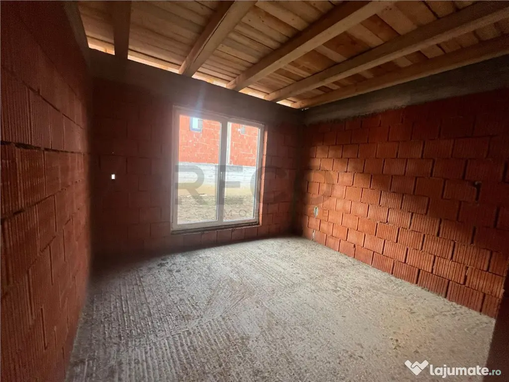 RECO Casa plan parter cu 3 dormitoare-la rosu- Paleu 