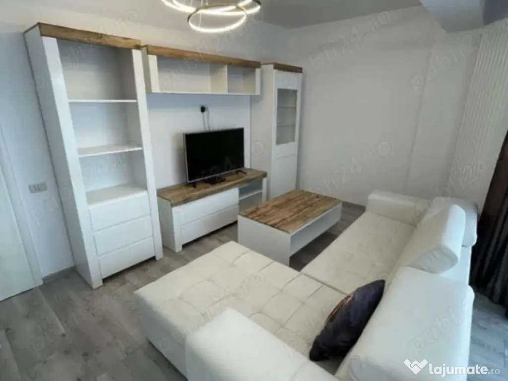 Apartament 2 camere, decomandat - zona Sanpetru 