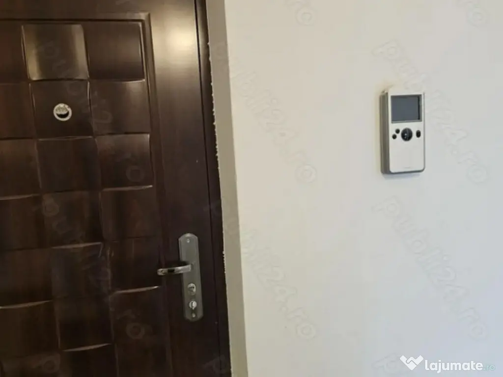 Apartament tip studio, open space - zona Tractorul 