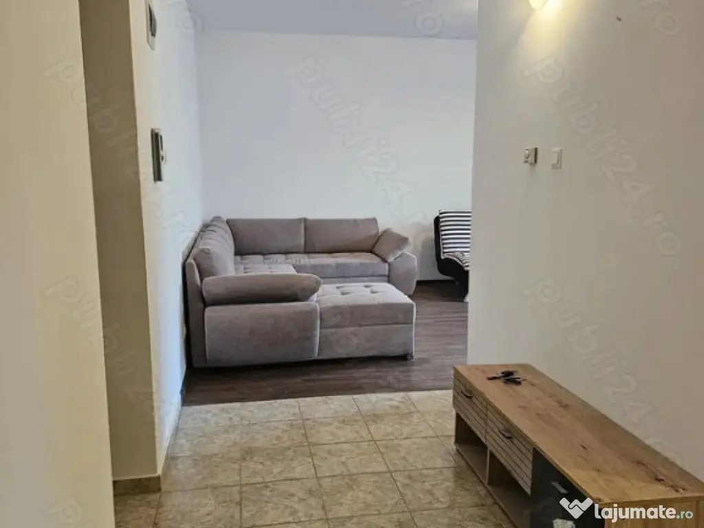 Apartament tip studio, open space - zona Tractorul 