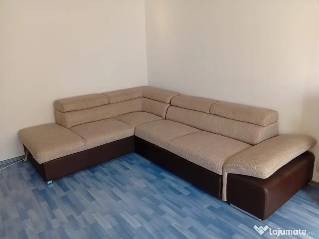 Colțar in stare buna 