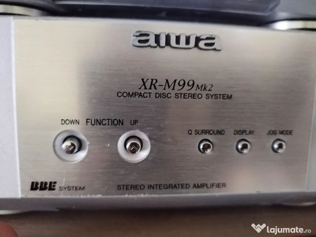 sistem audio Aiwa stereo 