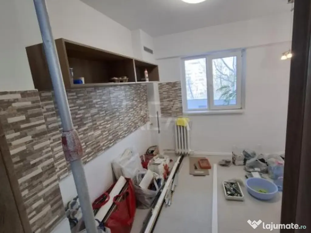 3 camere, decomandat, et 4/10, anvelopat-Gorjului 