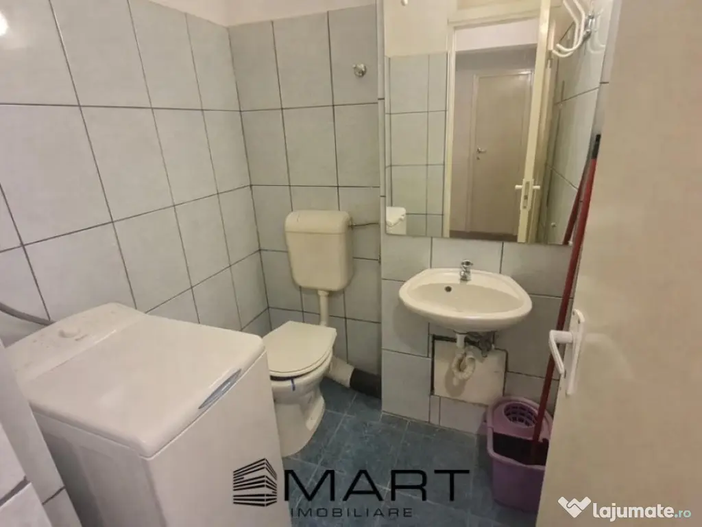 Apartament 3 camere zona Strand 