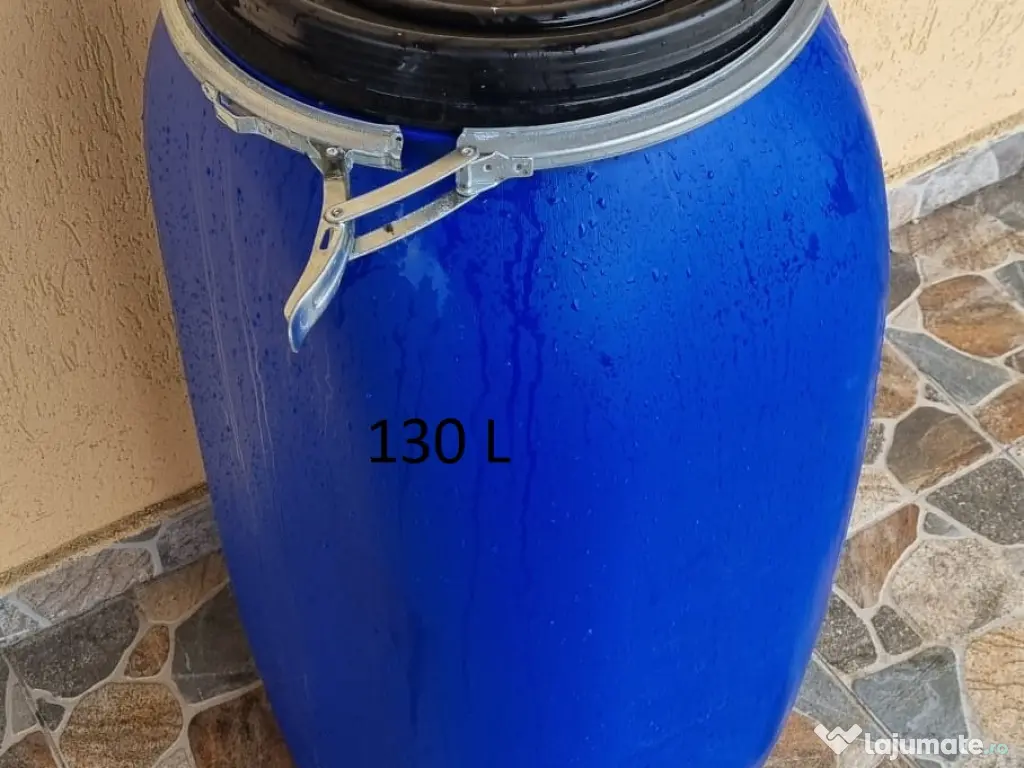 Butoi plastic cu capac si cerc 130 L 