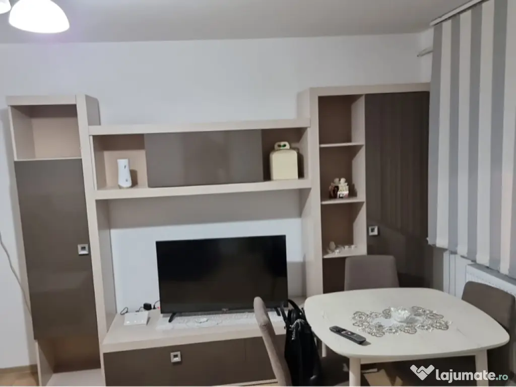 Apartament de închiriat 