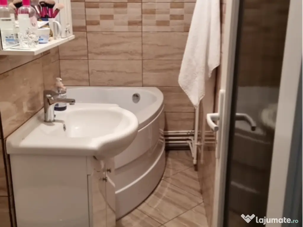 Apartament de închiriat 