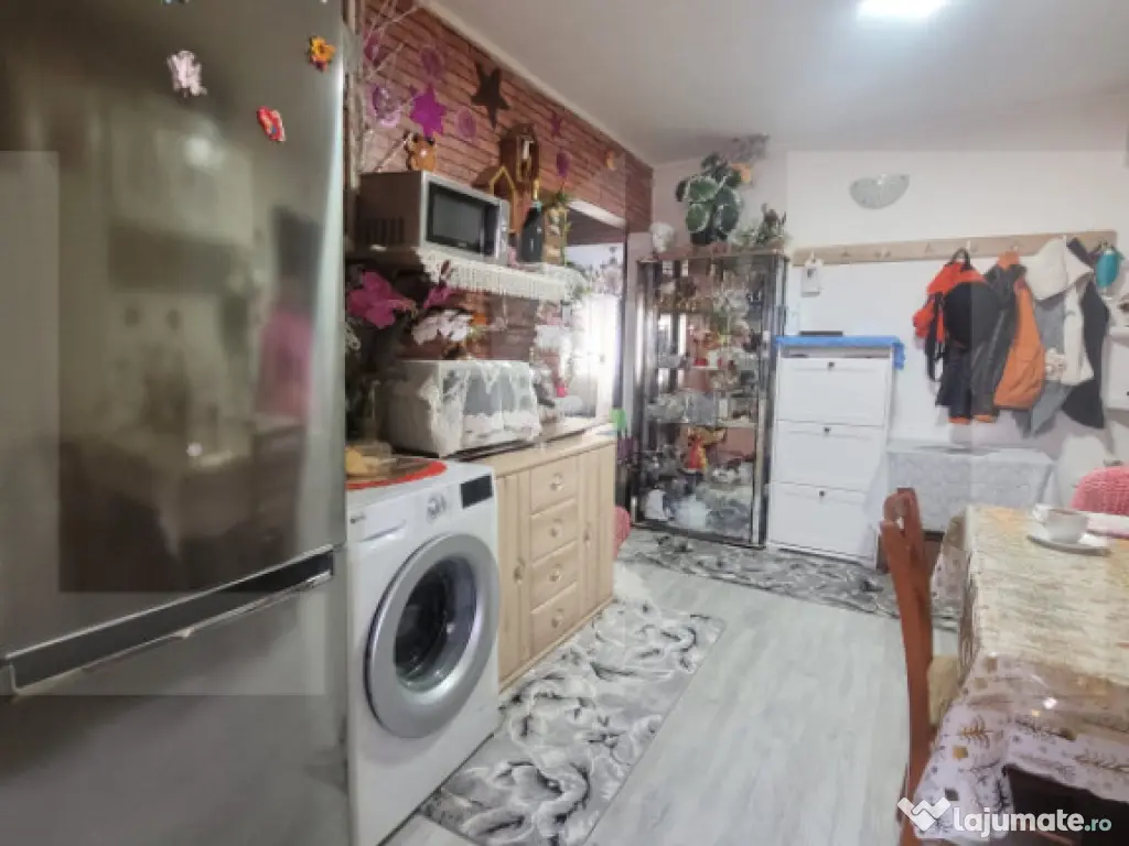 Apartament de inchiriat cochet, 2 camere , zona Lipovei 