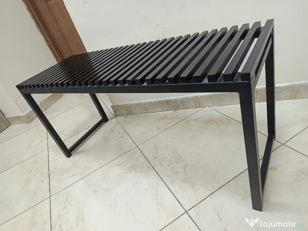 Bancă hol cadru din metal și șezut din lemn dimensiuni 35x45x100 cm 