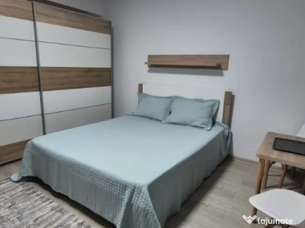 Garsonieră zona Coresi 