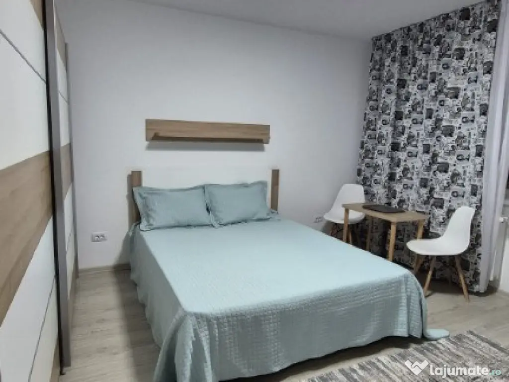 Garsonieră zona Coresi 