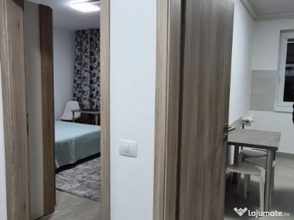 Garsonieră zona Coresi 