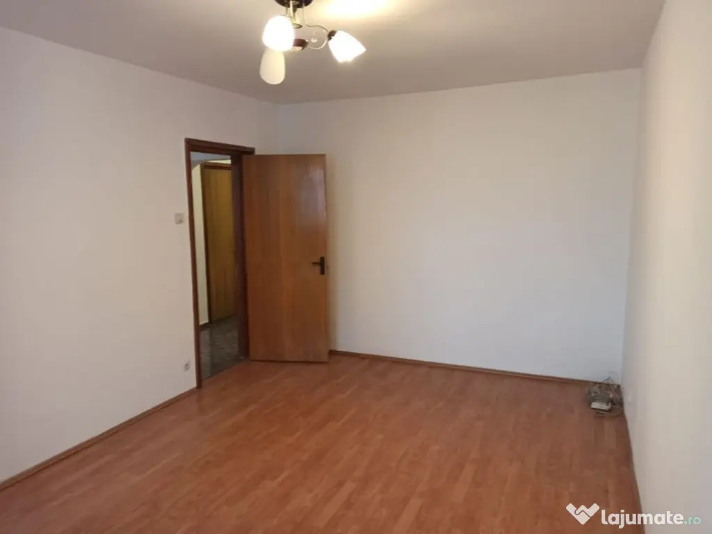 3cam.dec-1baie-disponibil imediat/Bvd Brancoveanu 130-132... 