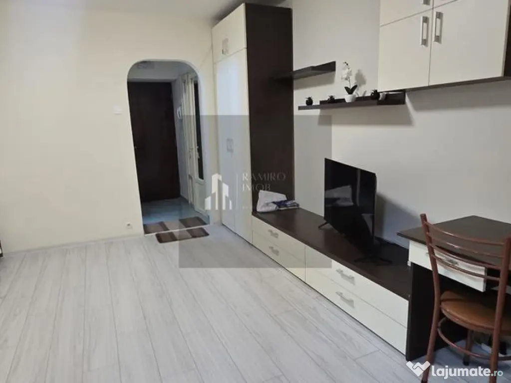 Garsoniera 31 mp /Titan 