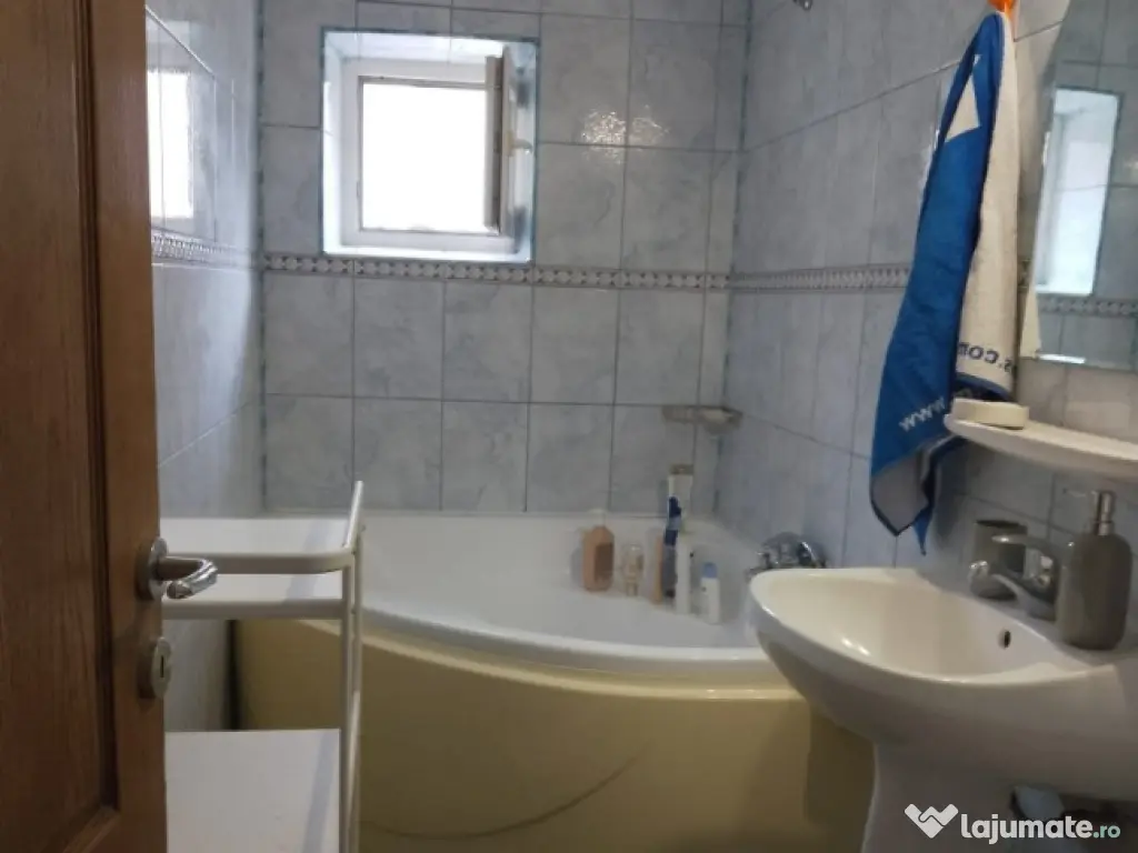 Apartament 3 camere,Zona Bdul.Unirii.Alba Iulia! 