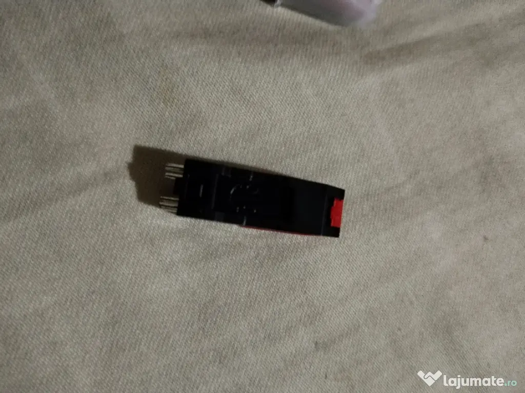 Doză pick-up stereo piezoelectrica 