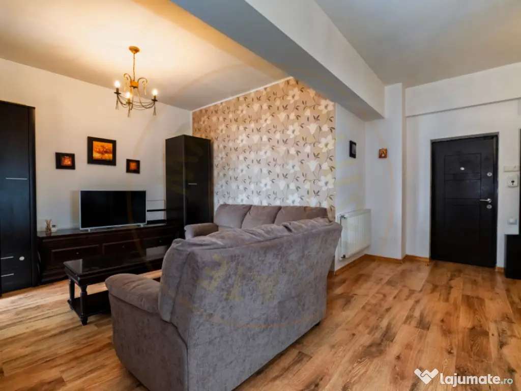 Inchiriere apartament 2 camere Ultracentral + loc de parcare