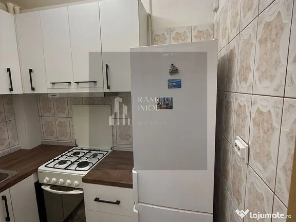 Apartament 2 camere semi-decomandat Salaj