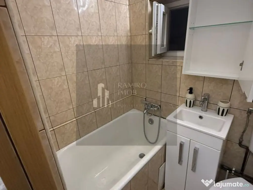 Apartament 2 camere semi-decomandat Salaj