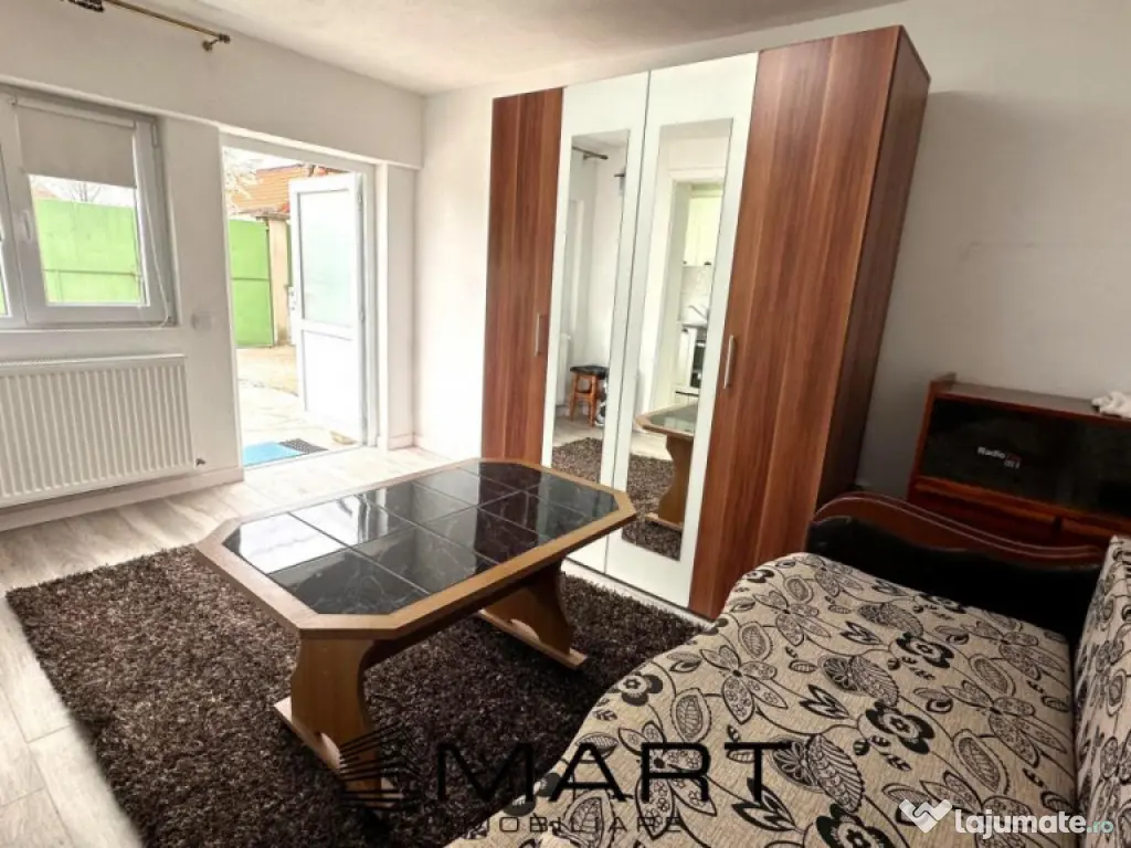 Garsoniera 18mp la curte zona Terezian 