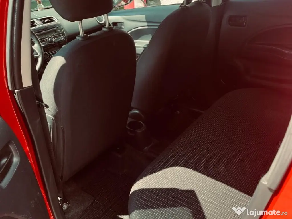 Mitsubishi cutie automată 