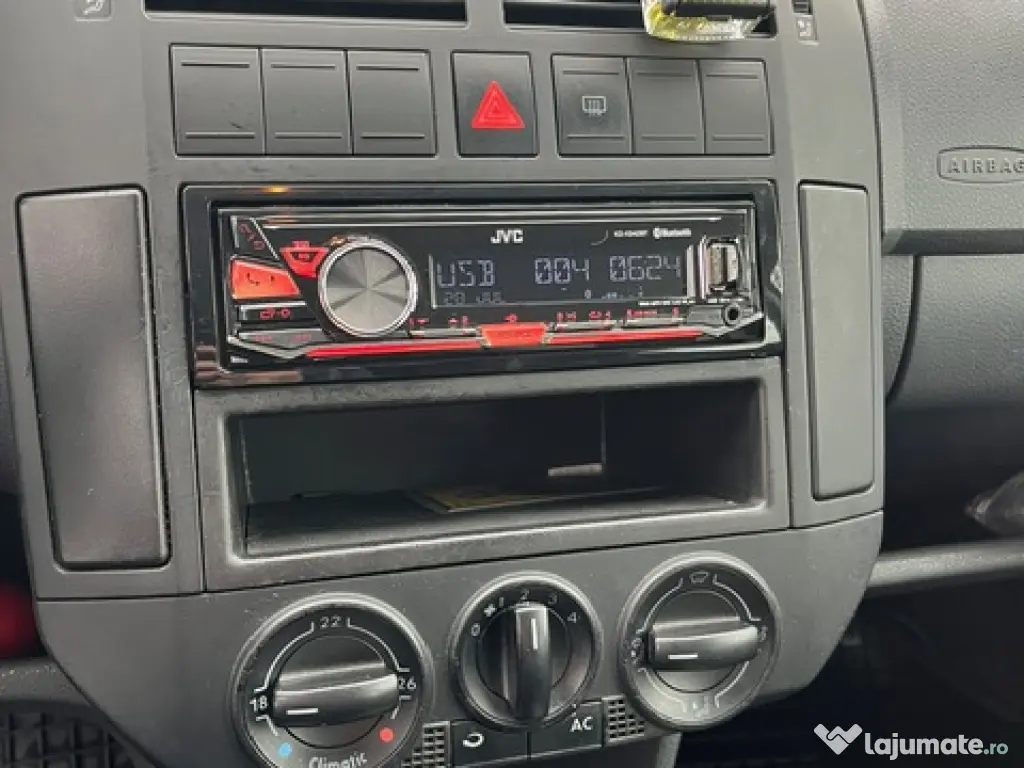 Volkswagen Polo 1.4 16V 2003 , AC , Îngrijită , 2 seturi roți , Consum mic