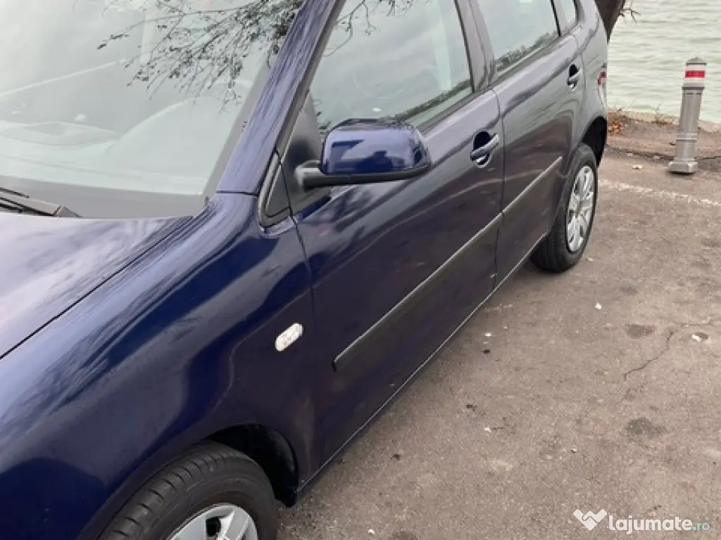 Volkswagen Polo 1.4 16V 2003 , AC , Îngrijită , 2 seturi roți , Consum mic