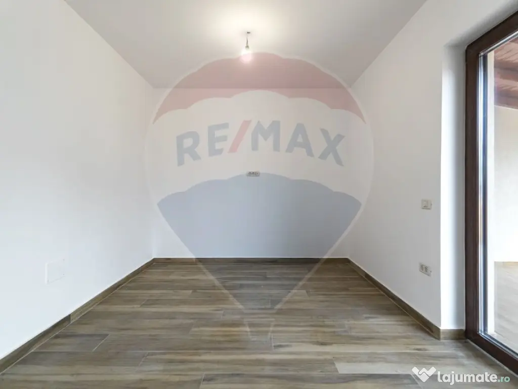 DUPLEX 8 camere de vanzare| Constructie noua| Izvor, BV |... 