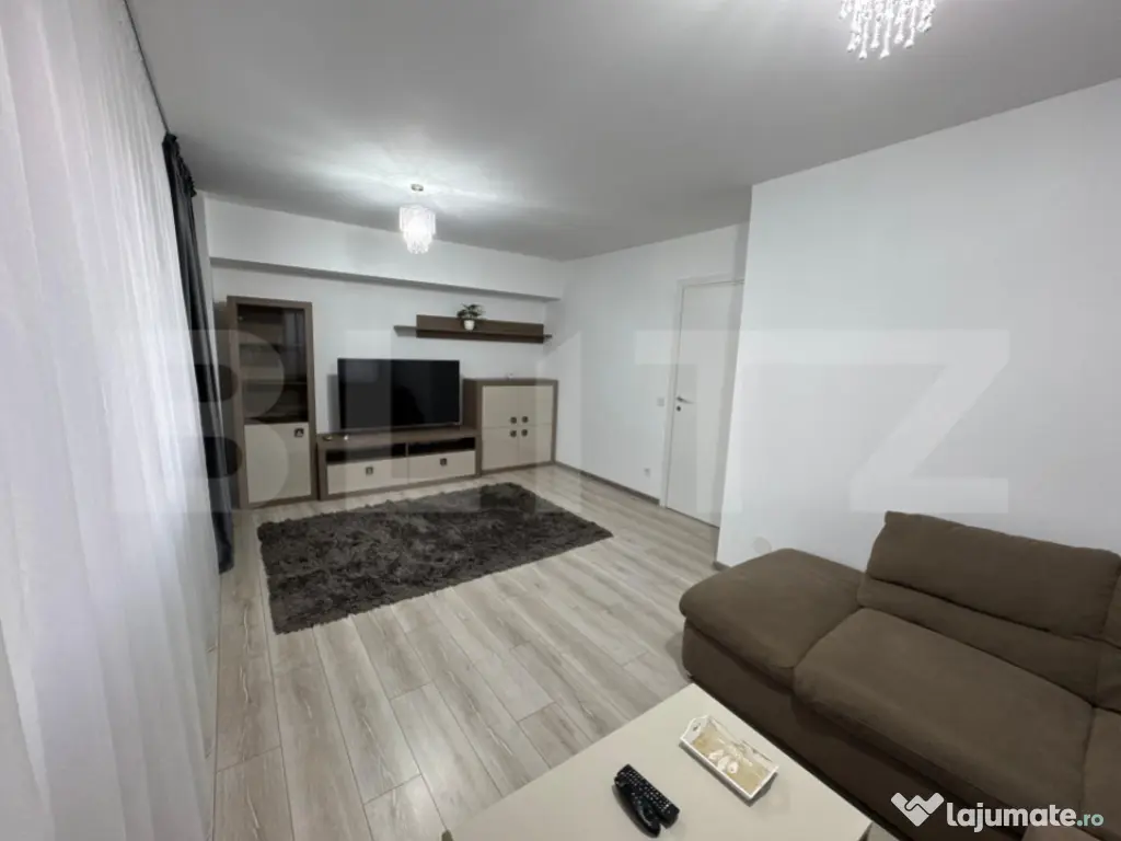 Apartament de inchiriat, 2 camere, 74 mp, decomandat 