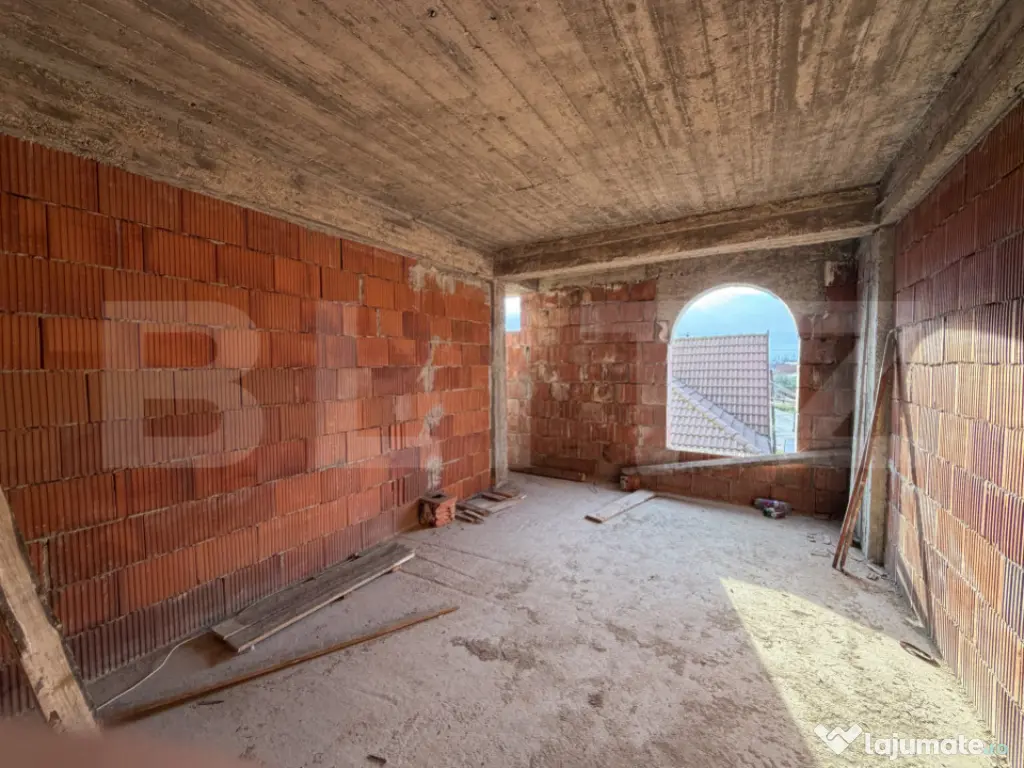 Imobil la roșu 400 mp, ideal pensiune, zona Dragoieni 