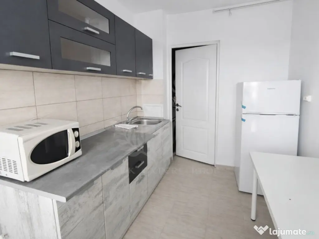 Inchiriere apartament 2 camere, renovat, zona Vest,