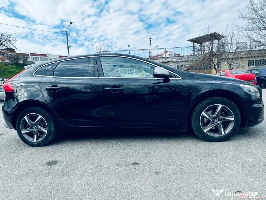 Volvo V40 D2 Rdesign 