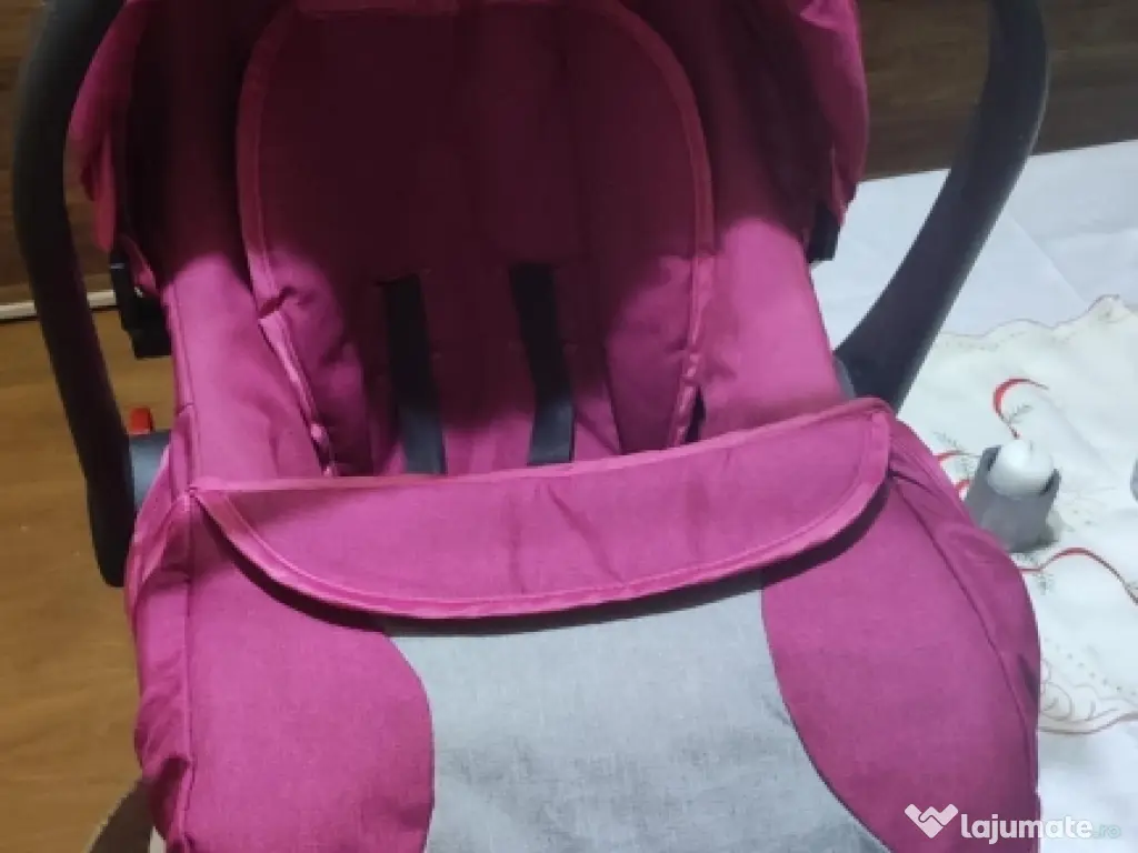 Vând cărucior 3 in 1 fetițe 