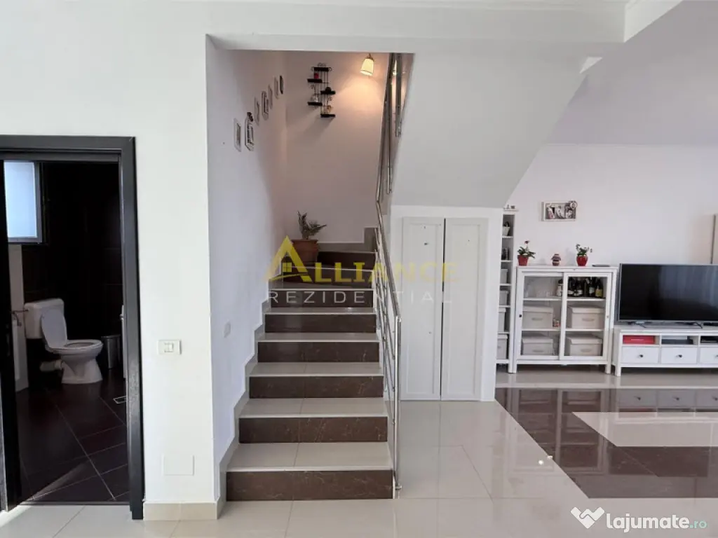 Duplex - 4 camere - 2 bai - 350mp teren 