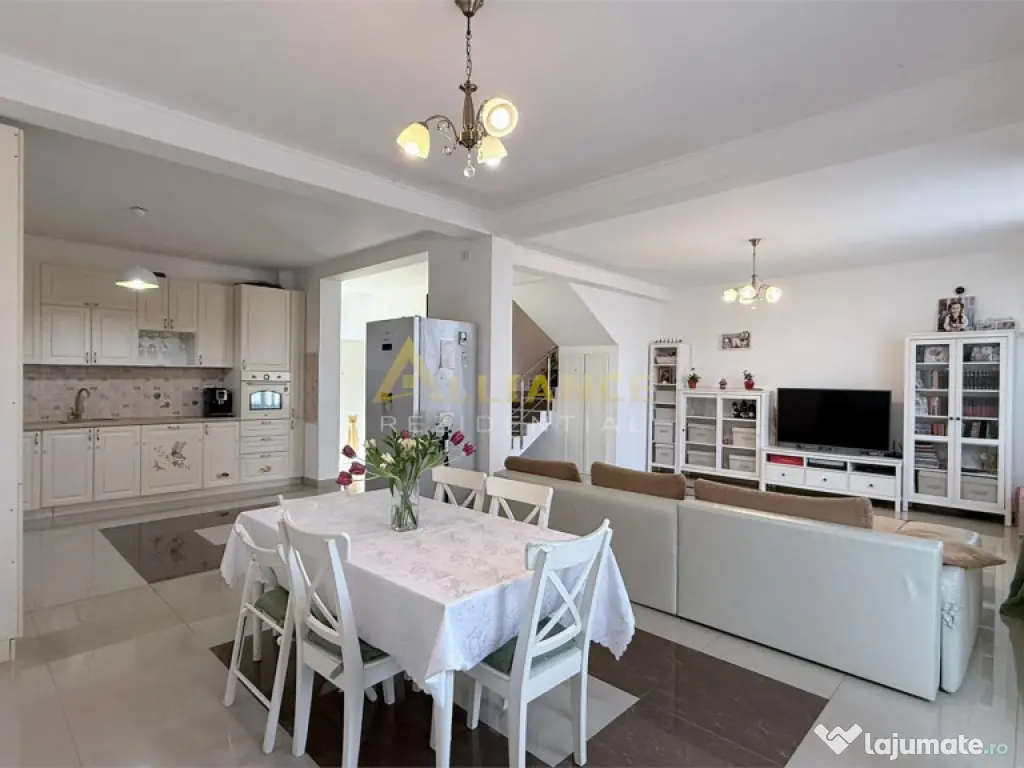 Duplex - 4 camere - 2 bai - 350mp teren 