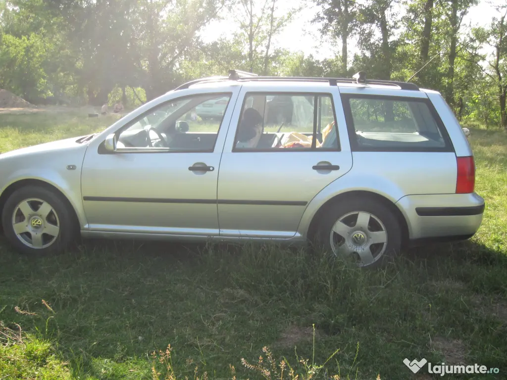 WGolf 4 pentru piese 