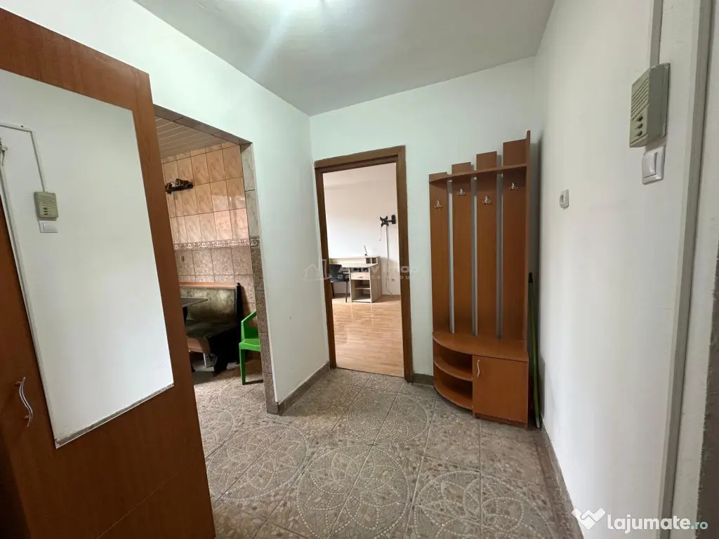 Resita, Apt. 3 cam.cf.1, semidec, Lunca 