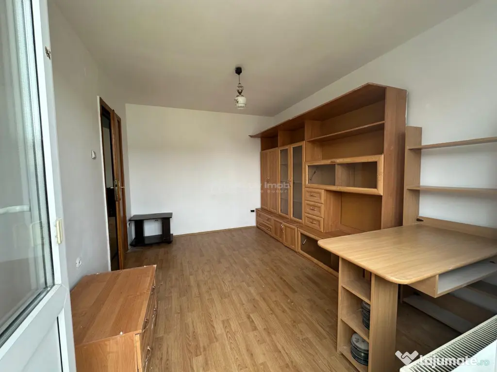 Resita, Apt. 3 cam.cf.1, semidec, Lunca 