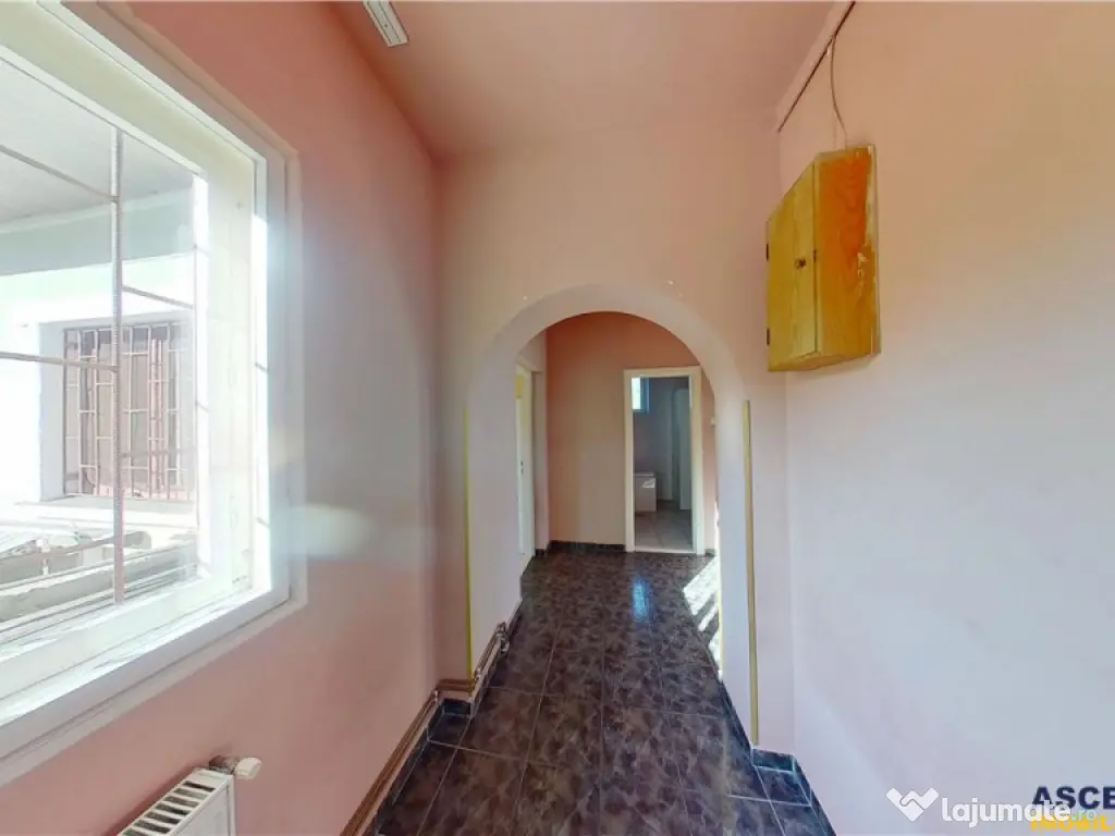 3D! Apartament in casa:recomandat locuinta sau business, Gar