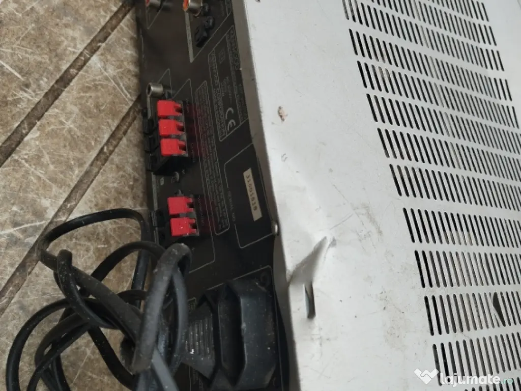 Amplituner Kenwood KRF-V4070d nefuncțional 