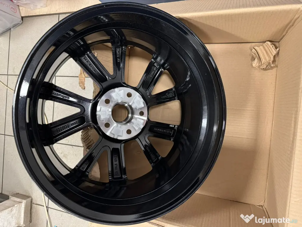 Janta aliaj 18" Chrome Shadow pentru Mazda 3 / CX-30 